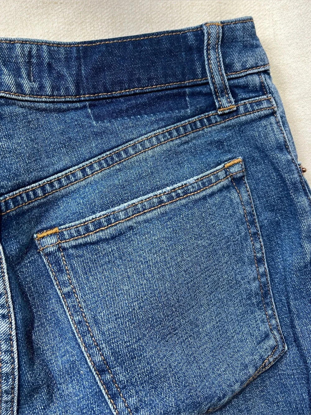 A&F The Skinny High Rise Jeans Size 28/6 Distressed Raw Hem Ankle